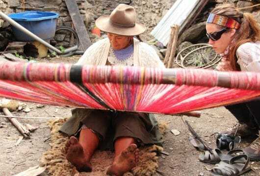 lares-lodges-weavers-peru