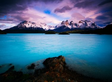 lake-pehoe-chile