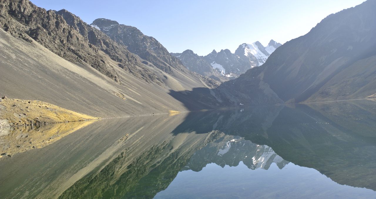 condoriri-lake -bolivia