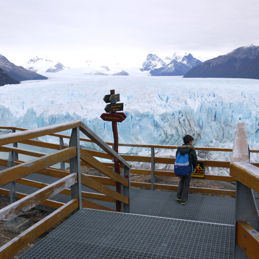 family-holiday-perito-moreno-argentina