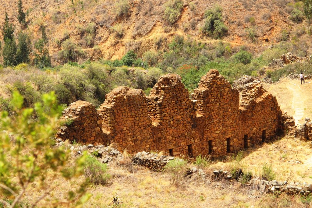 Kallanka wall from above, Incallajta, Bolivia